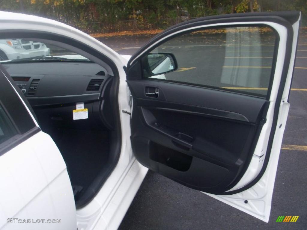 2011 Lancer Evolution GSR - Wicked White / Black photo #25