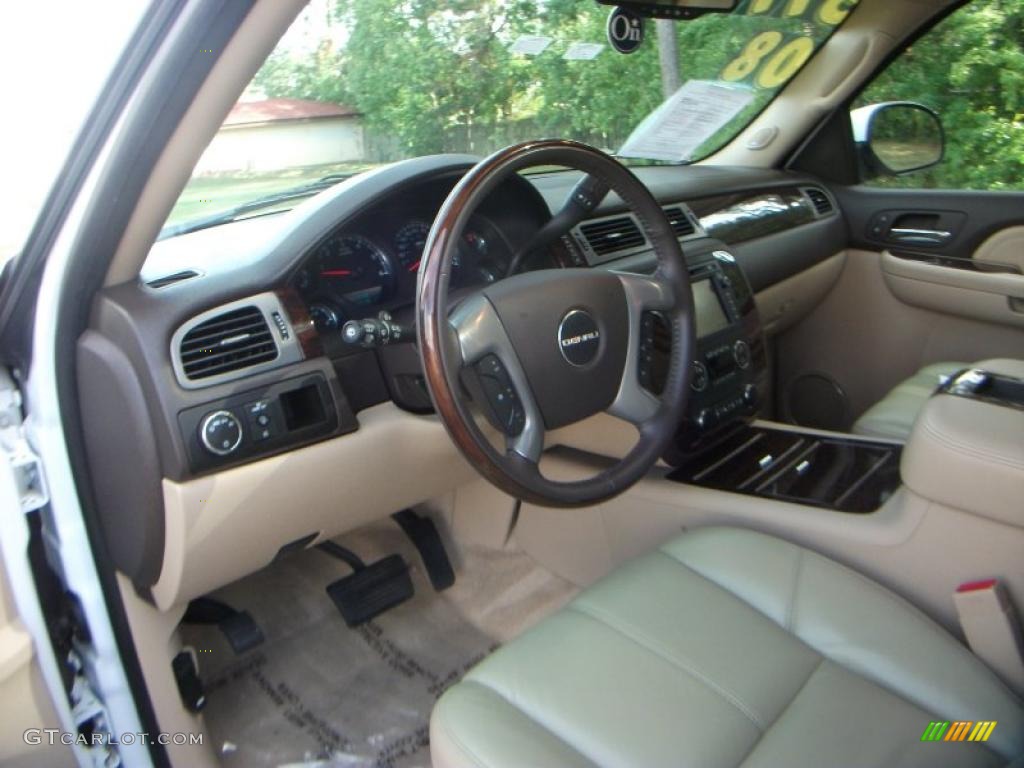 Cocoa/Light Cashmere Interior 2008 GMC Yukon Denali Photo #39305257
