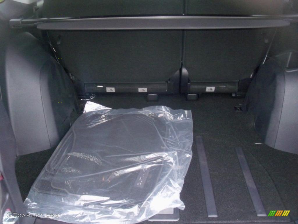 2011 Mitsubishi Outlander ES Trunk Photo #39305533