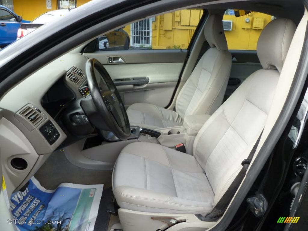 2004 Volvo S40 2.4i interior Photo #39305786