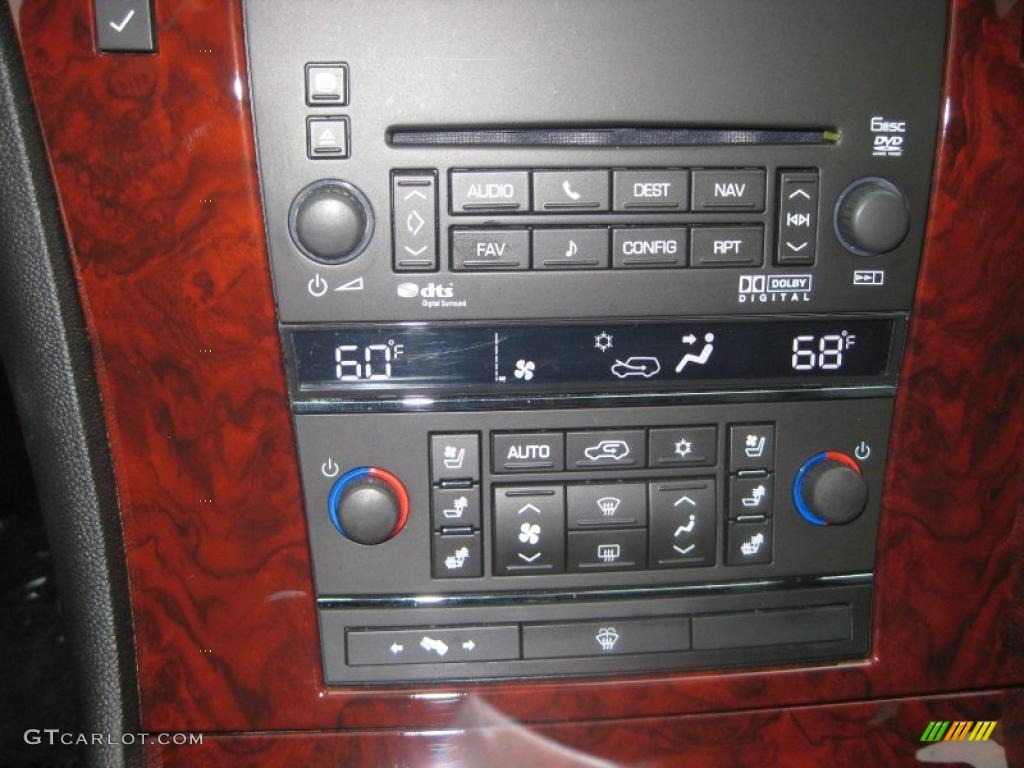 2009 Cadillac Escalade EXT AWD Controls Photo #39306101