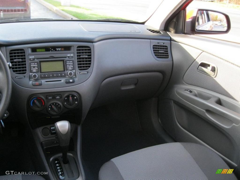 2009 Rio LX Sedan - Tropical Red / Gray photo #21