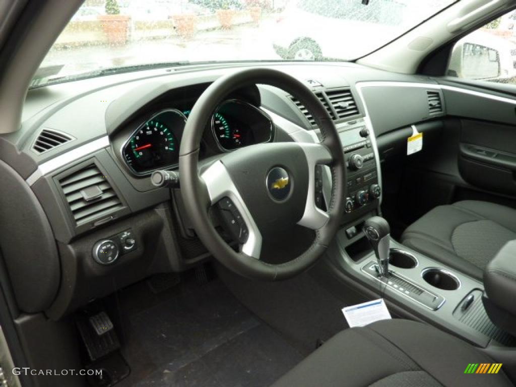 2011 Chevrolet Traverse LT AWD Ebony/Ebony Dashboard Photo #39308589