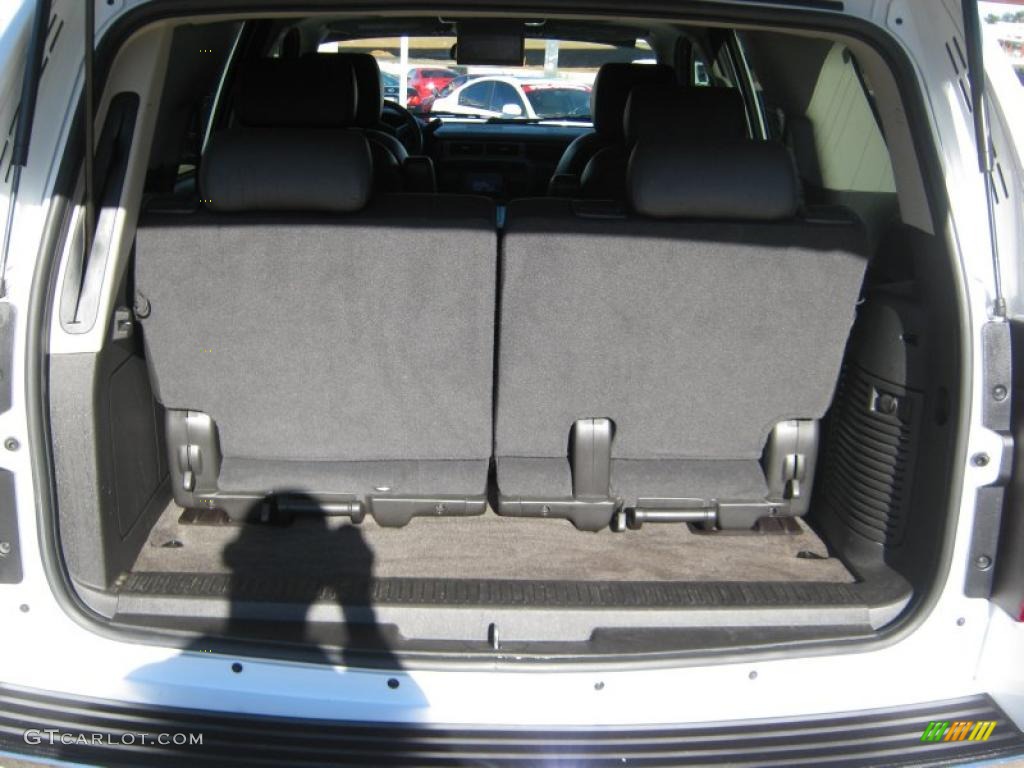 2009 Chevrolet Tahoe LTZ Trunk Photo #39309165