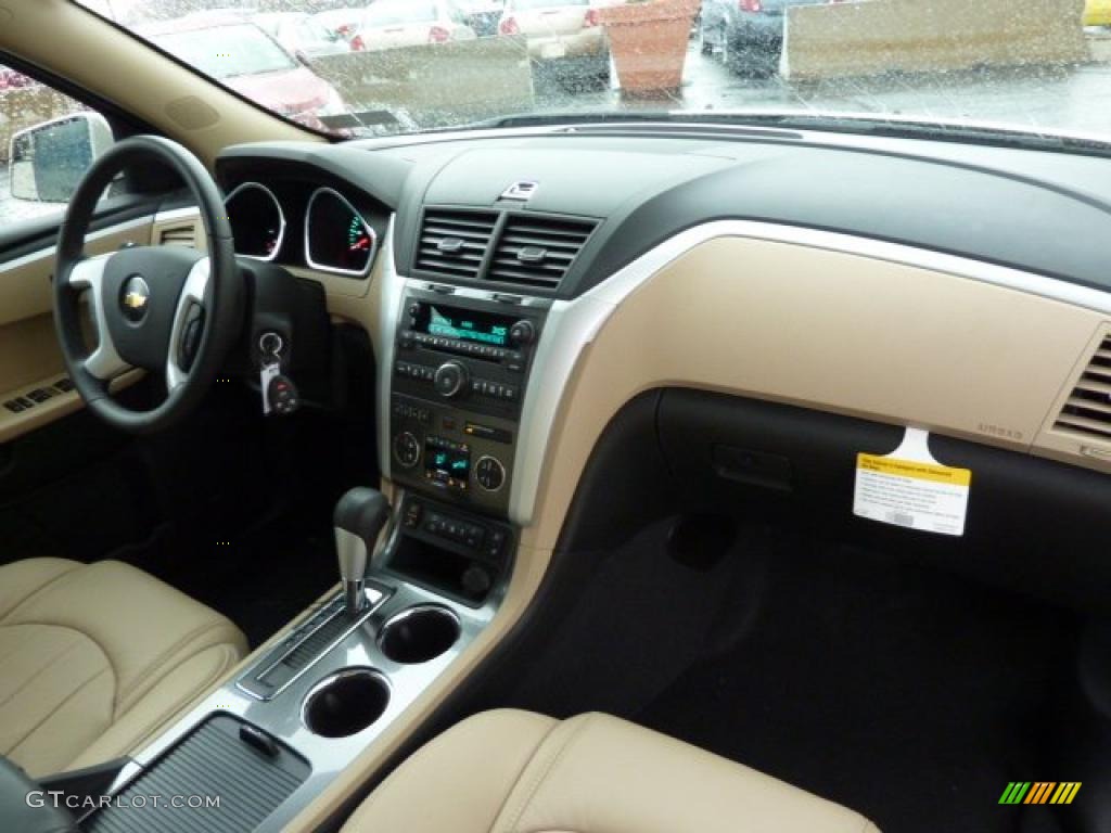 2011 Chevrolet Traverse LTZ AWD Cashmere/Ebony Dashboard Photo #39309433