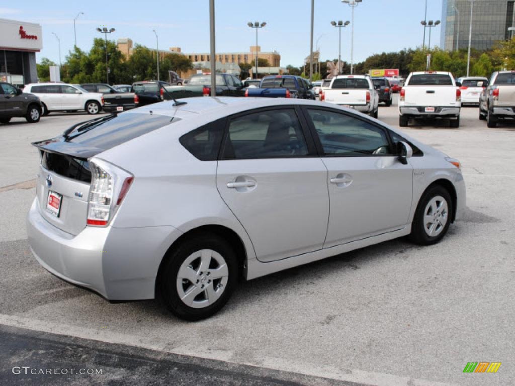 2010 Prius Hybrid II - Classic Silver Metallic / Misty Gray photo #4