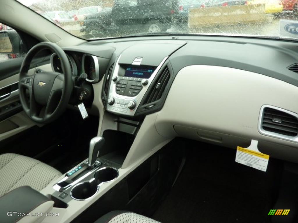 2011 Chevrolet Equinox LS Light Titanium/Jet Black Dashboard Photo #39310953