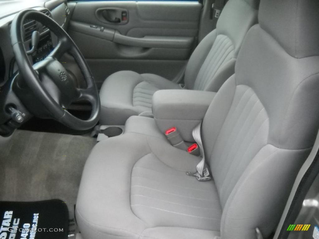 Medium Gray Interior 2003 Chevrolet S10 LS Extended Cab Photo #39313029