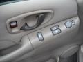 Medium Gray Controls Photo for 2003 Chevrolet S10 #39313089