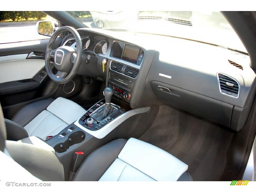 2010 Audi S5 3.0 TFSI quattro Cabriolet Pearl Silver Silk Nappa Leather Dashboard Photo #39314109