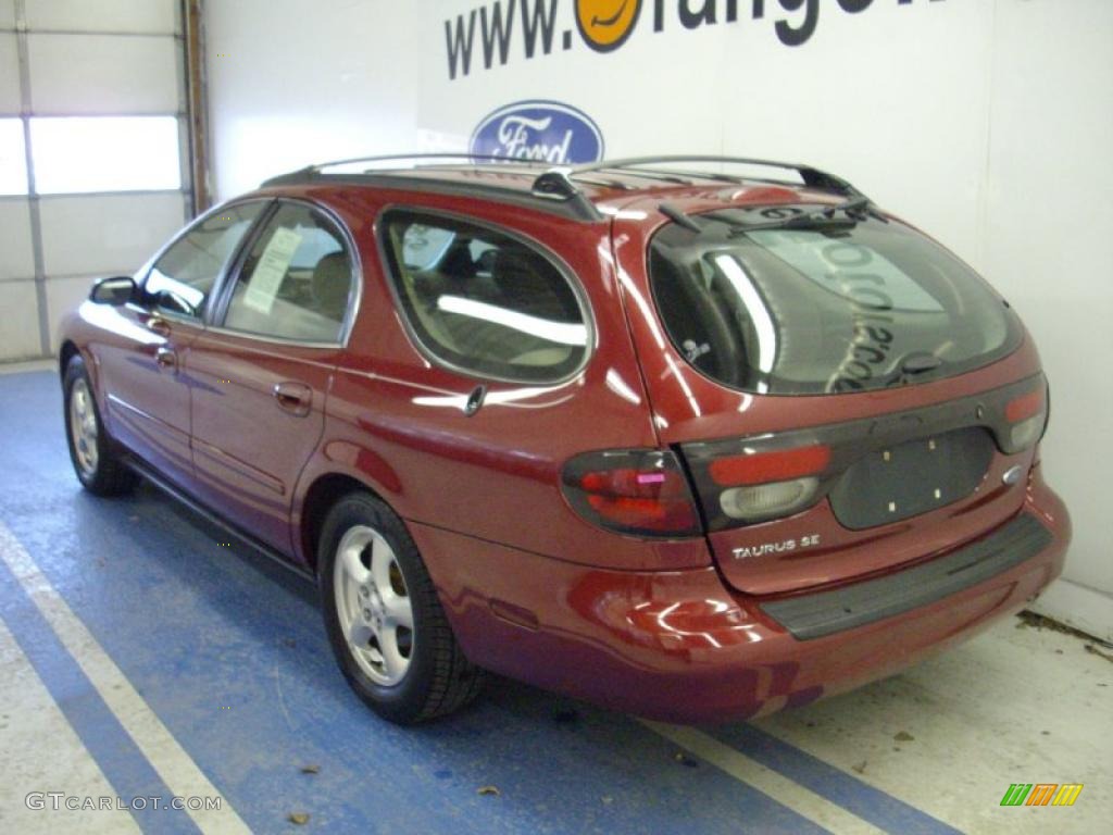 Matador Red Metallic 2003 Ford Taurus SE Wagon Exterior Photo #39315025