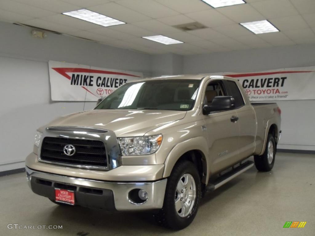 Desert Sand Mica Toyota Tundra