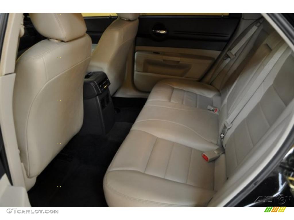 Dark Slate Gray/Light Graystone Interior 2006 Dodge Magnum R/T Photo #39318097
