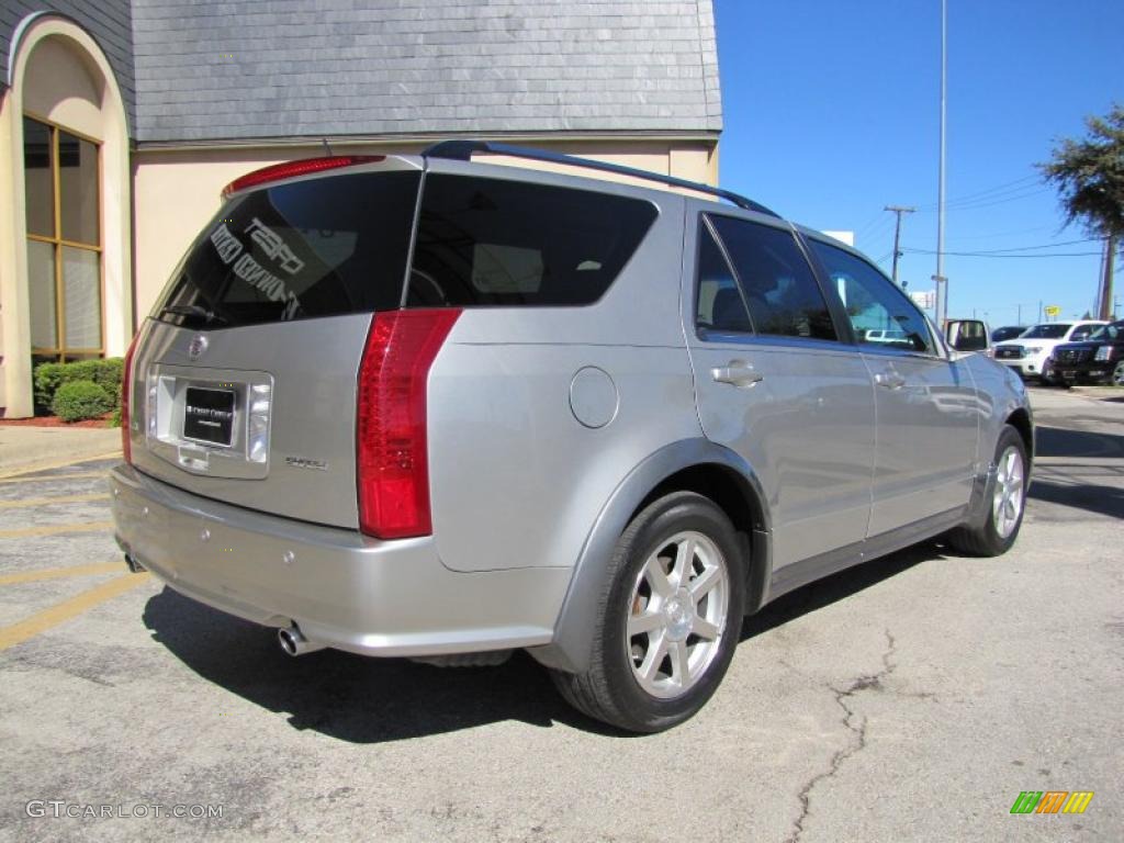 Light Platinum 2005 Cadillac SRX V8 Exterior Photo #39320105