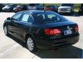 Black - Jetta SE Sedan Photo No. 2