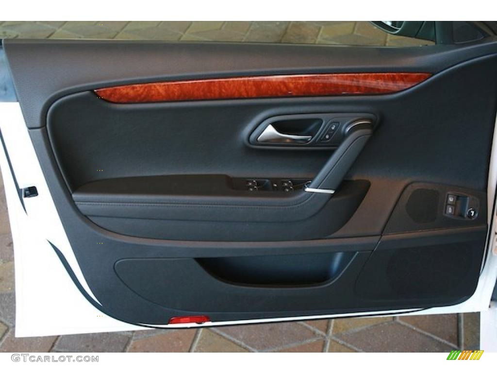 2011 Volkswagen CC Lux Plus Black Door Panel Photo #39322425