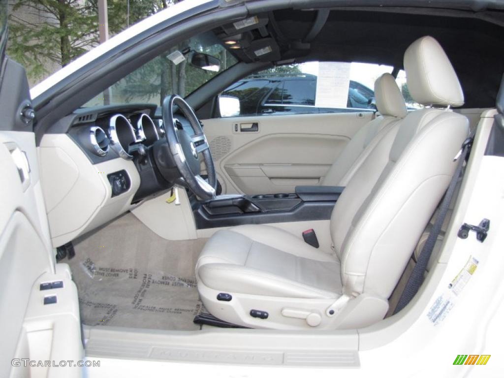 2006 Mustang V6 Premium Convertible - Performance White / Light Parchment photo #8