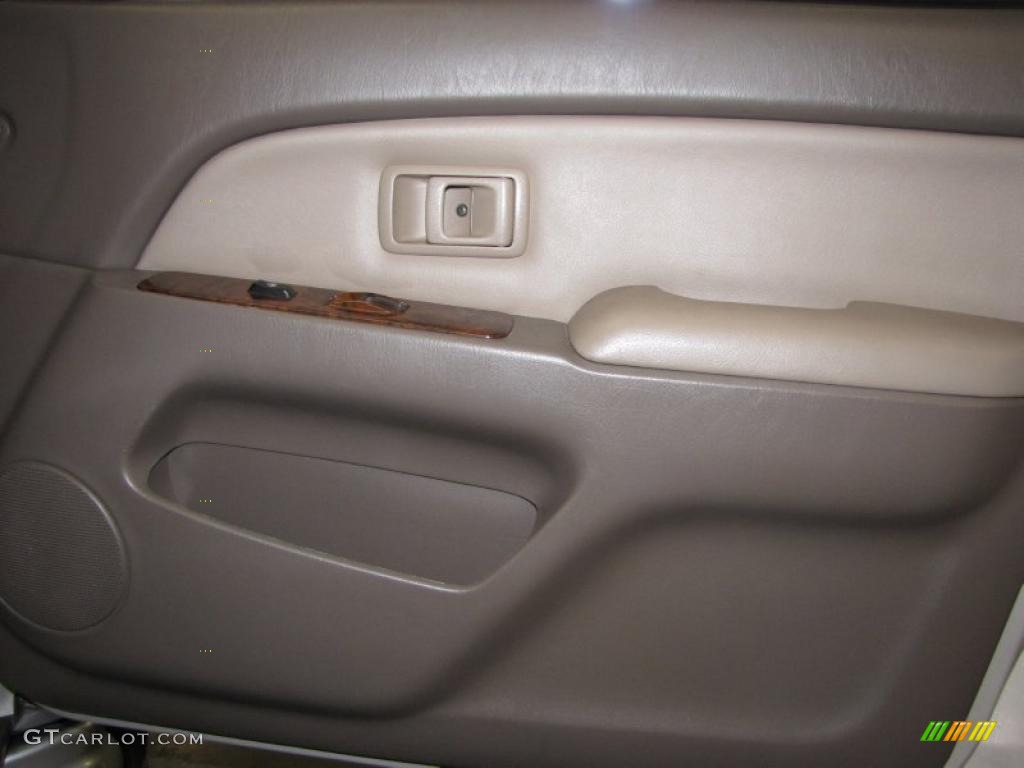 2000 Toyota 4Runner Limited 4x4 Oak Door Panel Photo #39324445