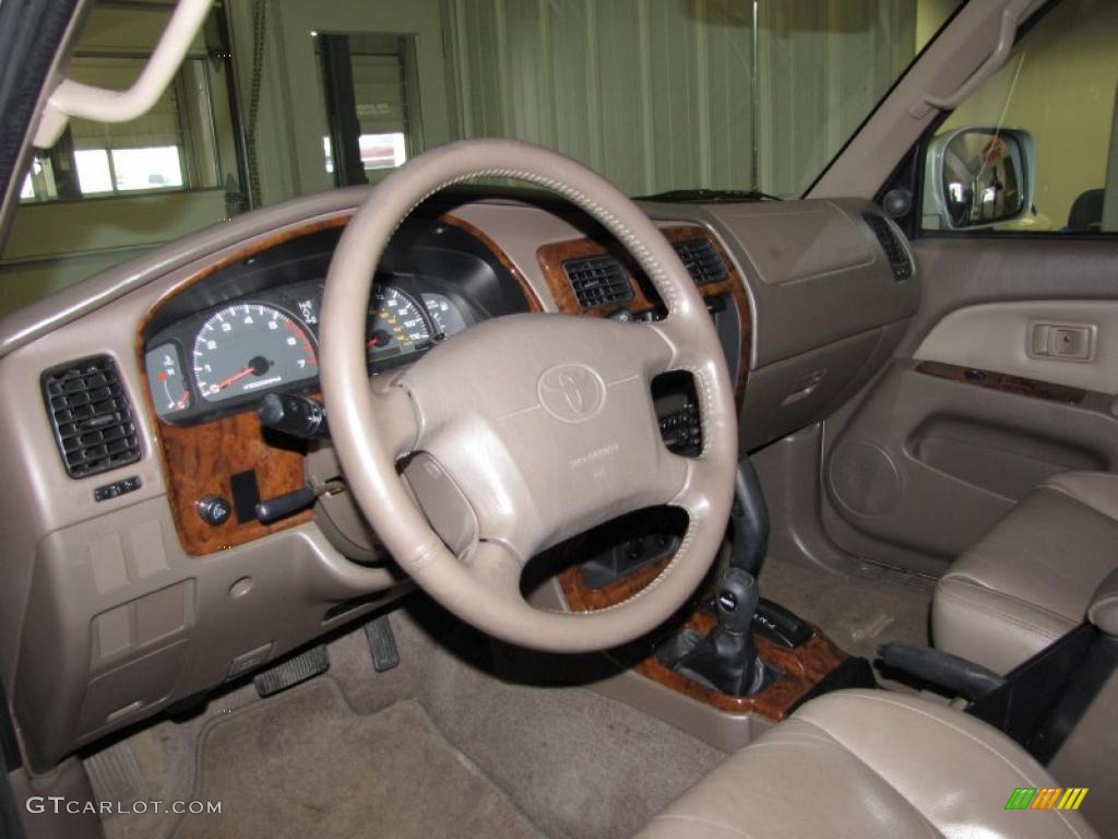 Oak Interior 2000 Toyota 4Runner Limited 4x4 Photo #39324453