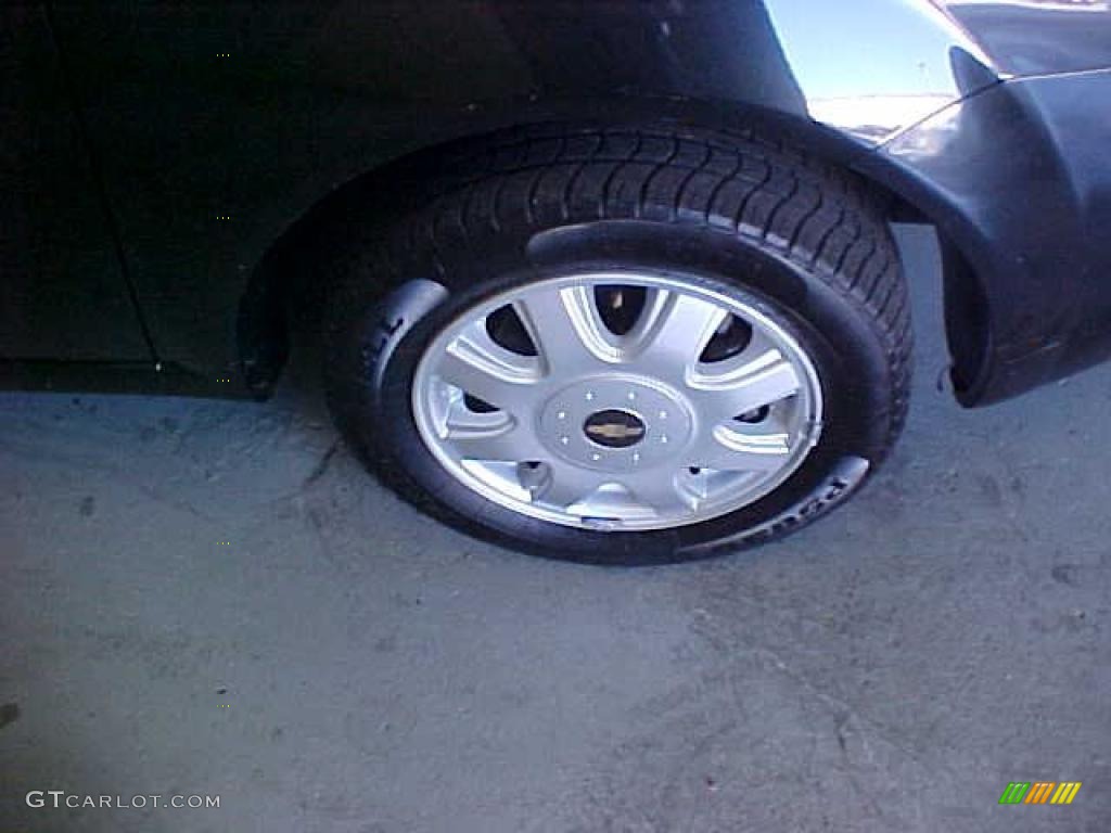 2005 Chevrolet Aveo LS Sedan Wheel Photo #39324777