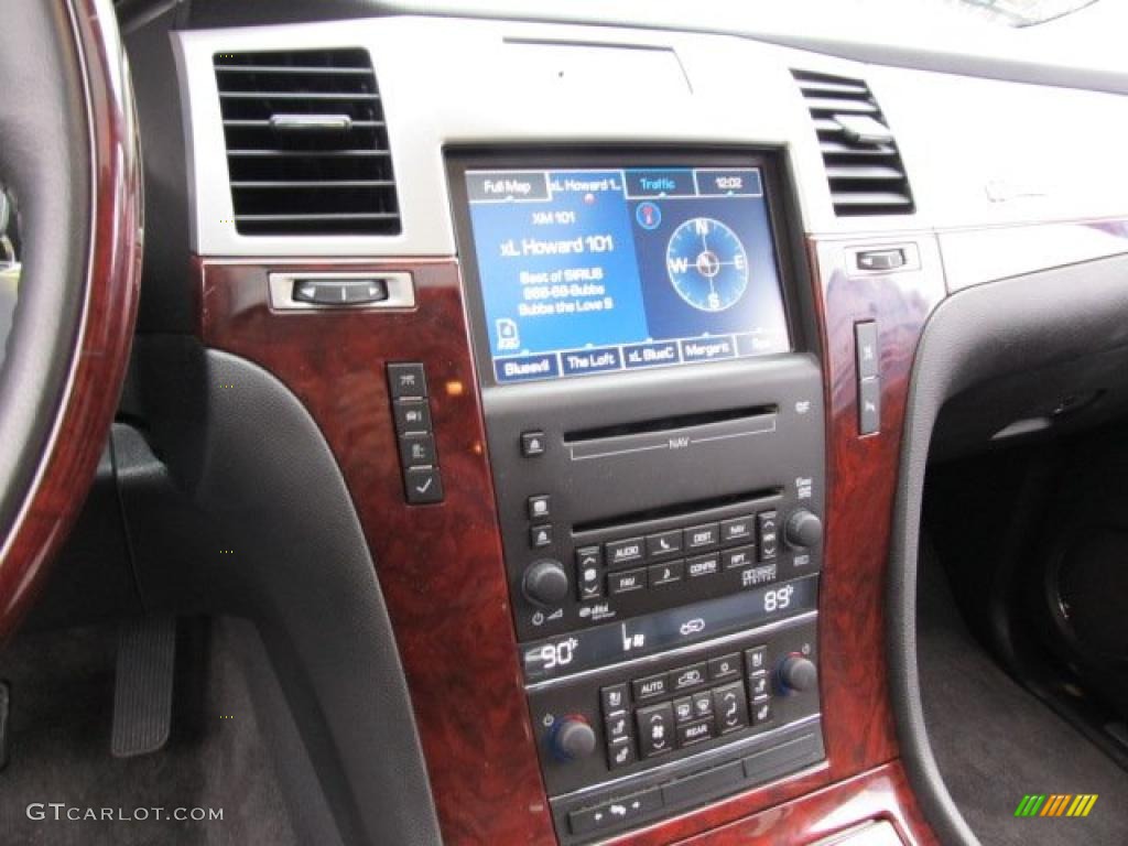 2010 Cadillac Escalade Hybrid AWD Controls Photo #39327356