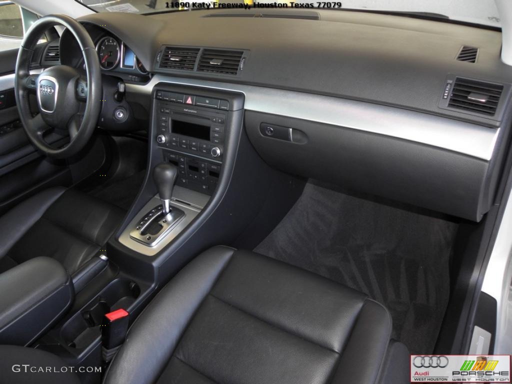 2007 Audi A4 2.0T Sedan Ebony Dashboard Photo #39327412