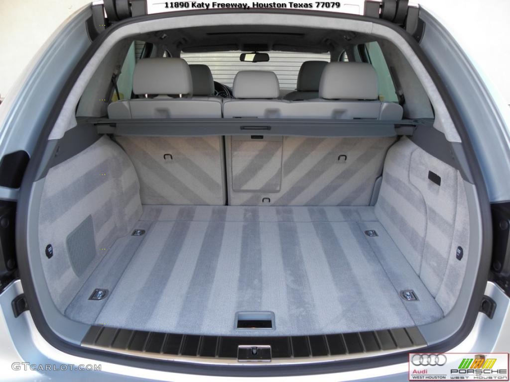 2008 Porsche Cayenne Turbo Trunk Photo #39327820