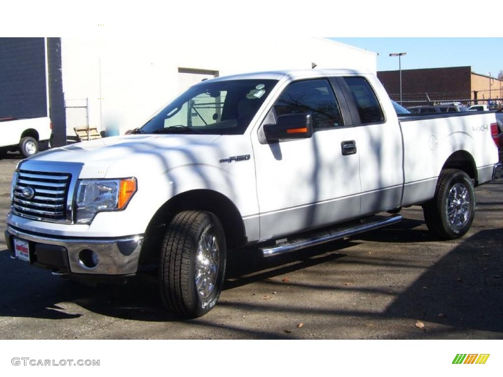 2010 F150 XLT SuperCab 4x4 - Oxford White / Tan photo #1