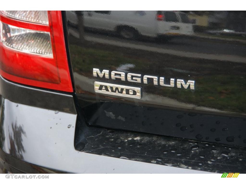 2006 Dodge Magnum R/T AWD Marks and Logos Photo #39330248
