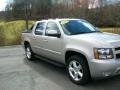 2007 Silver Birch Metallic Chevrolet Avalanche LTZ 4WD  photo #4