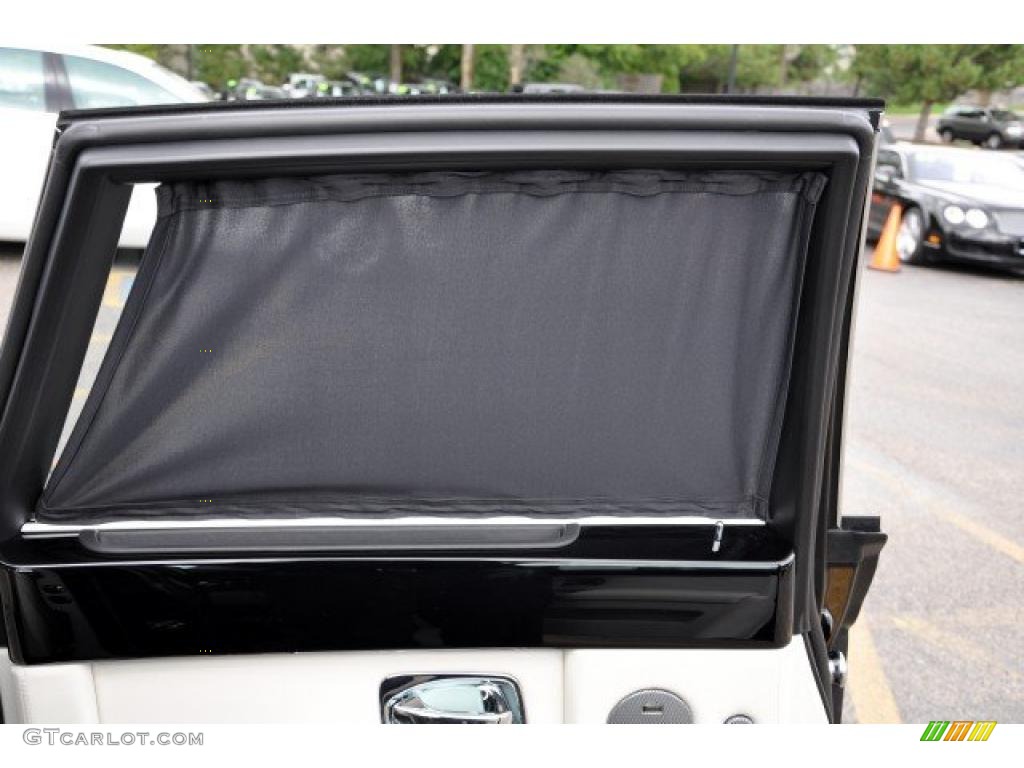 2007 Rolls-Royce Phantom Standard Phantom Model Seashell Door Panel Photo #39331864