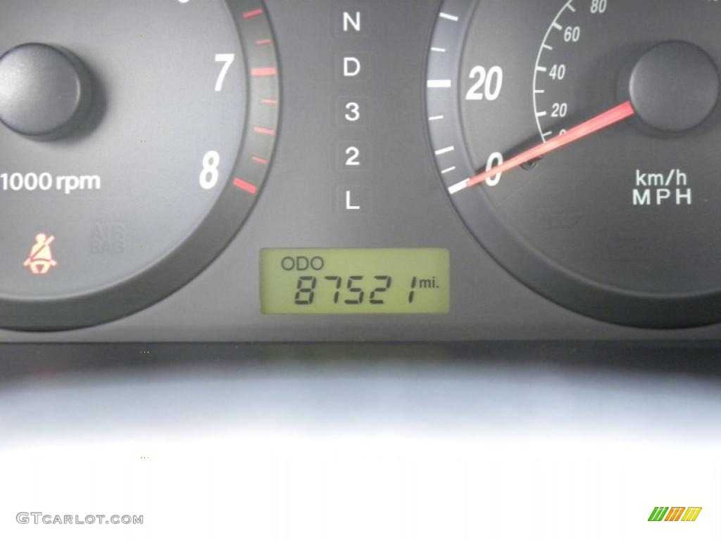 2004 Elantra GLS Sedan - Crimson Dark Red / Gray photo #23