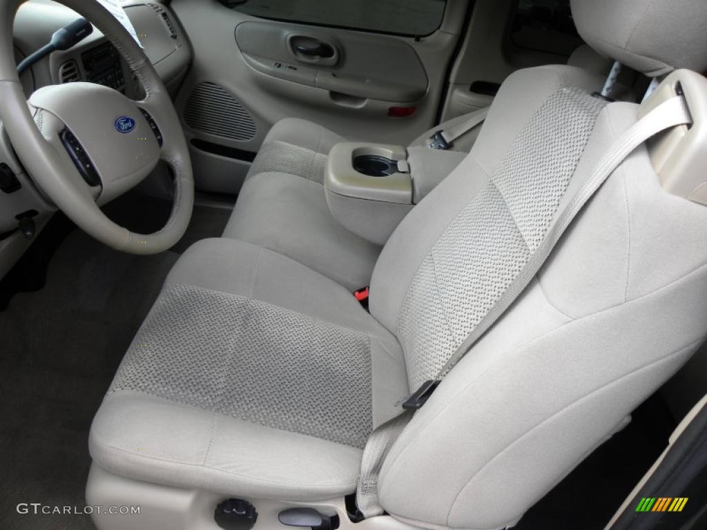 Medium Parchment Beige Interior 2003 Ford F150 XLT SuperCab Photo #39332976