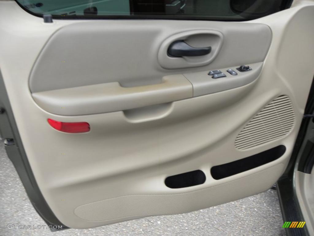 2003 Ford F150 XLT SuperCab Medium Parchment Beige Door Panel Photo #39332992