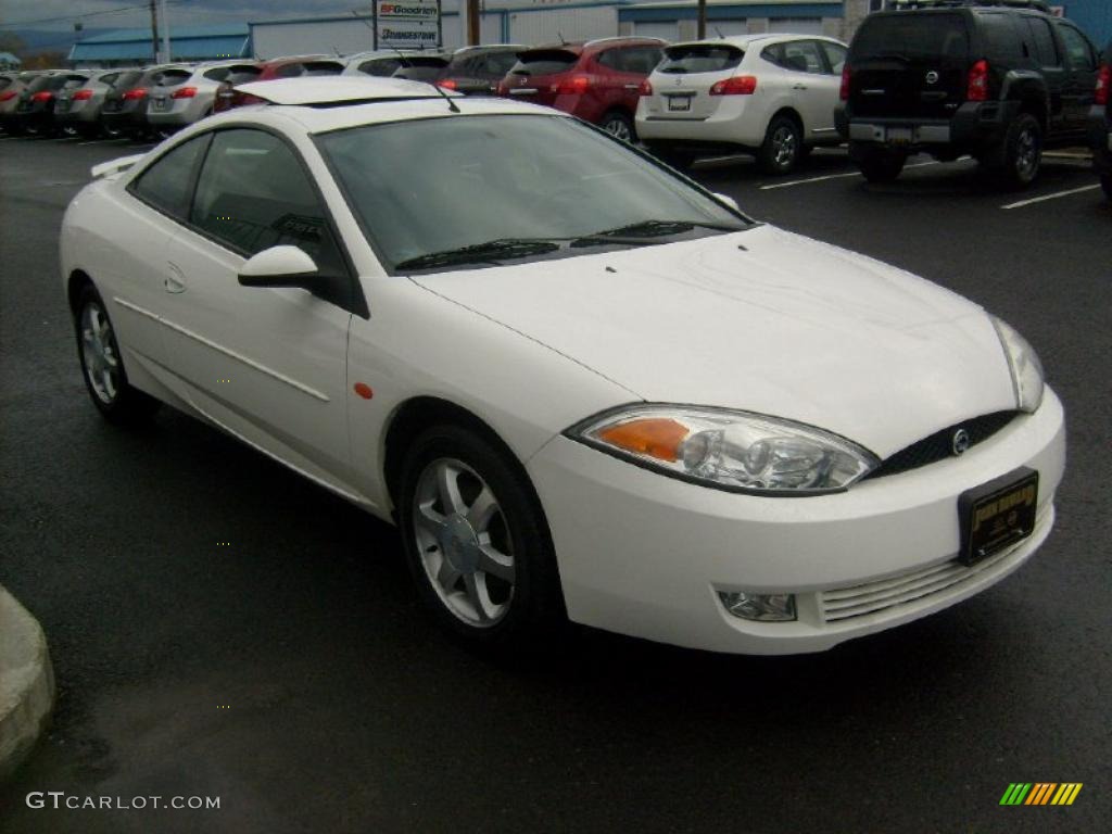 Vibrant White 2001 Mercury Cougar V6 Exterior Photo #39333245