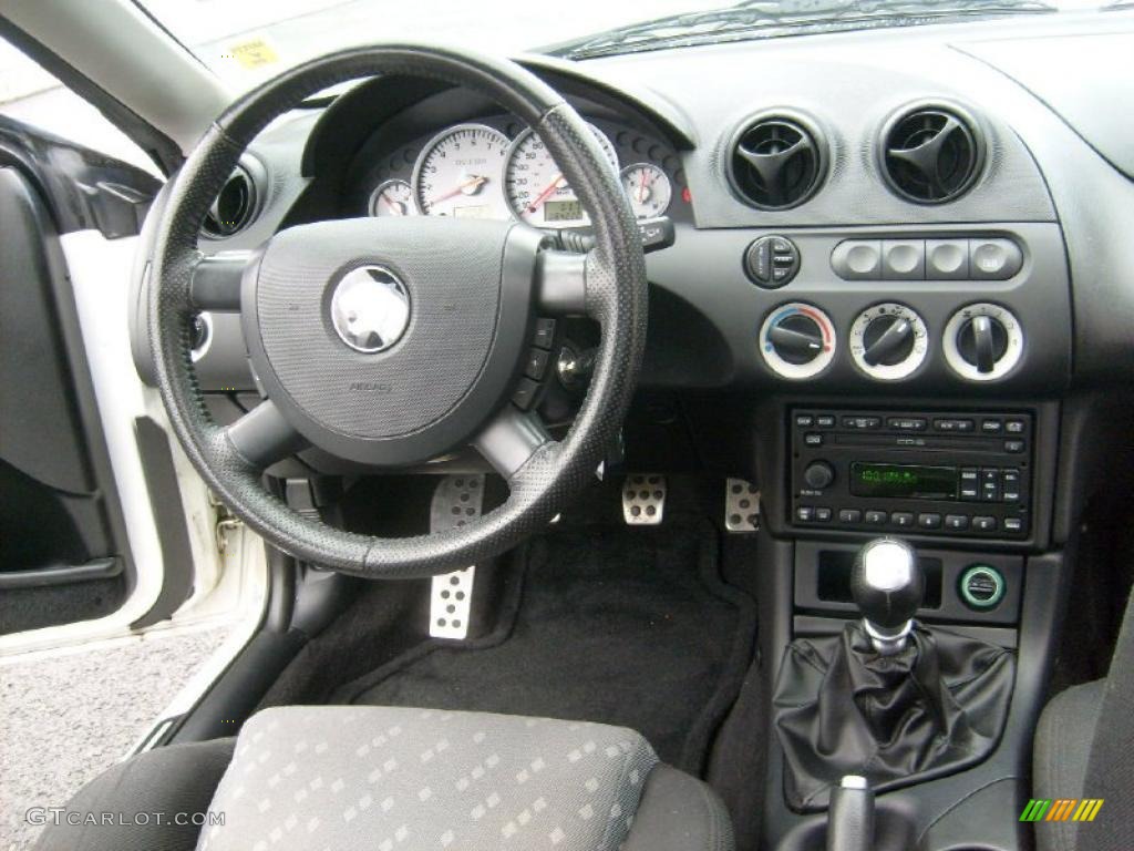 2001 Mercury Cougar V6 Dark Graphite Dashboard Photo #39333324