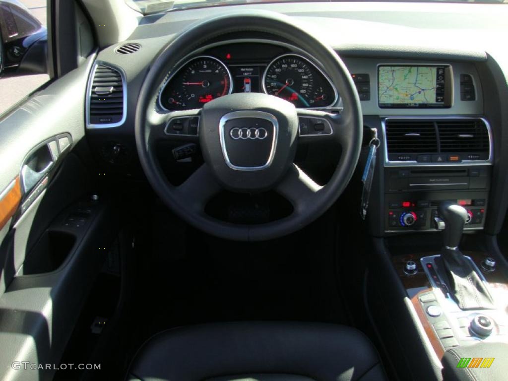 2010 Audi Q7 3.0 TDI quattro Black Steering Wheel Photo #39334512
