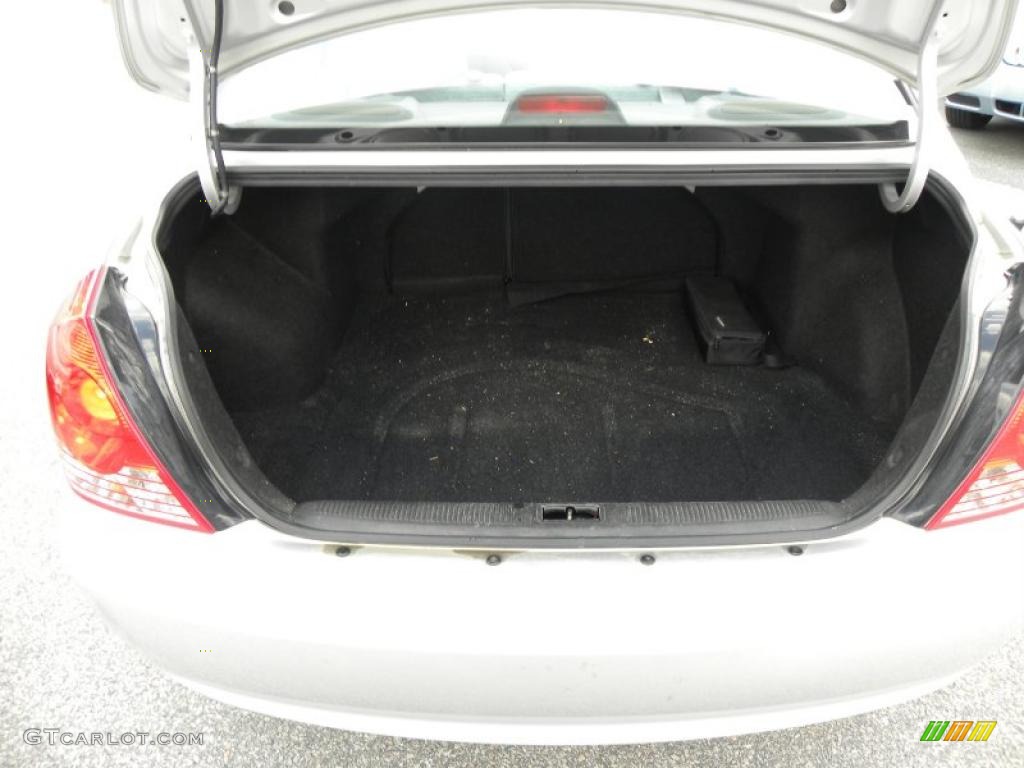 2004 Elantra GLS Sedan - Sterling Silver / Gray photo #13
