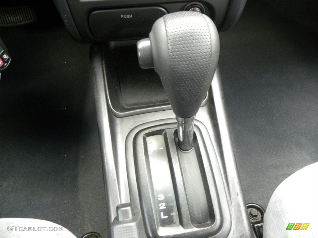 2004 Elantra GLS Sedan - Sterling Silver / Gray photo #18