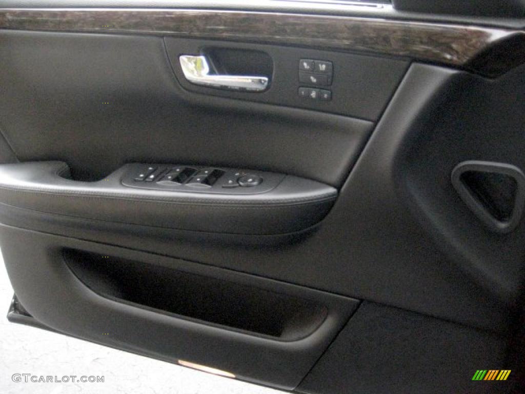 2010 Cadillac DTS Standard DTS Model Ebony Door Panel Photo #39335312