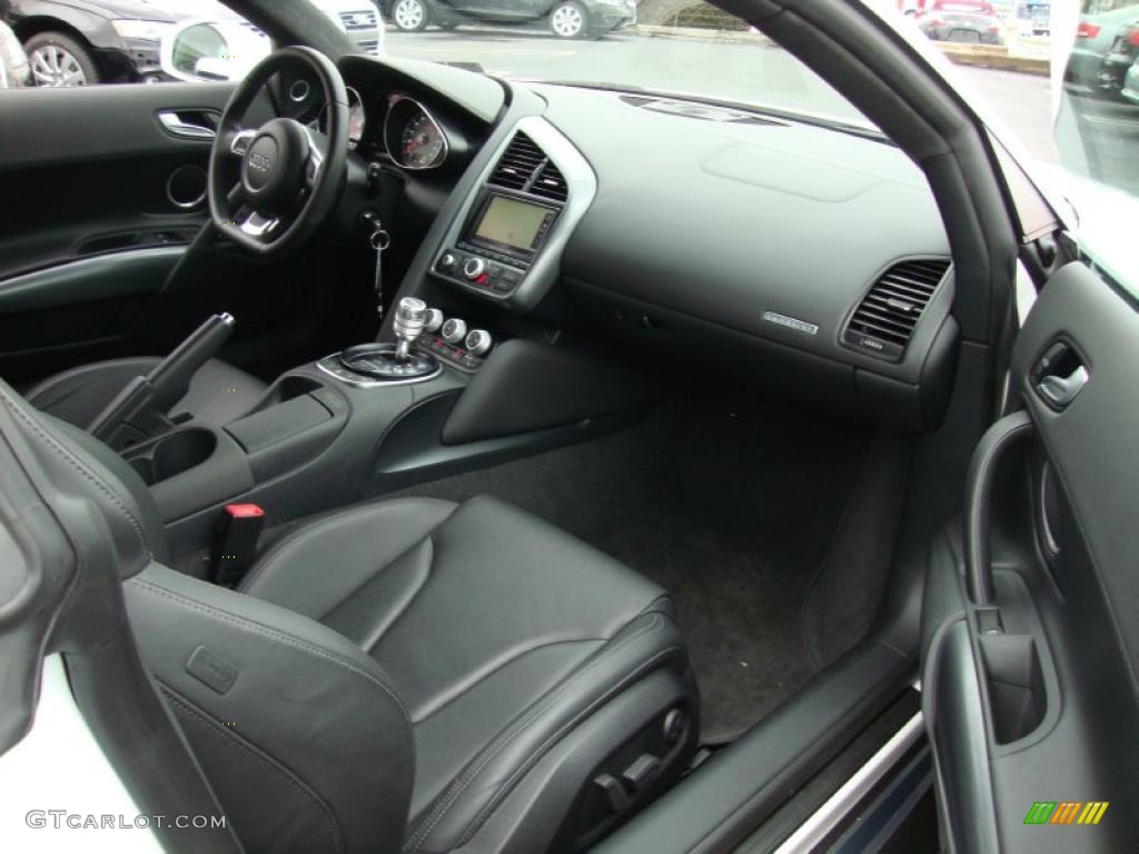 2009 Audi R8 4.2 FSI quattro Fine Nappa Black Leather Dashboard Photo #39335900