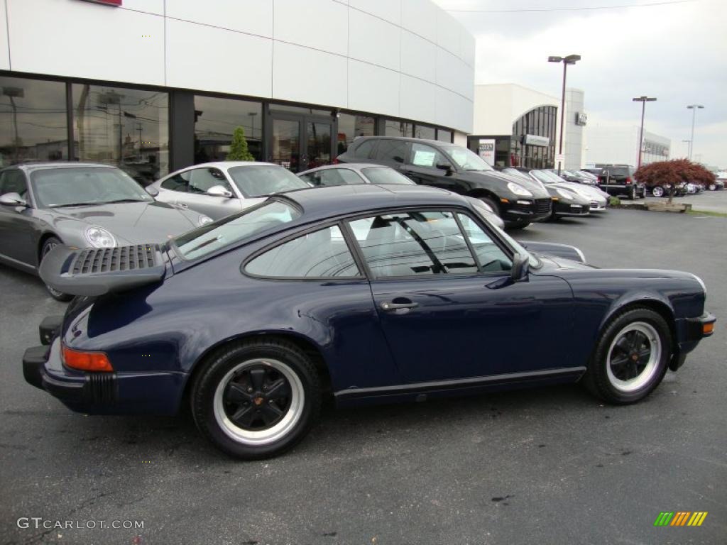 Midnight Blue Metallic 1986 Porsche 911 Carrera Coupe Exterior Photo #39336476