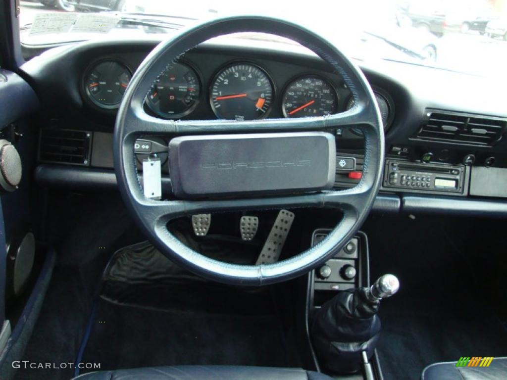 1986 Porsche 911 Carrera Coupe Blue Steering Wheel Photo #39336912