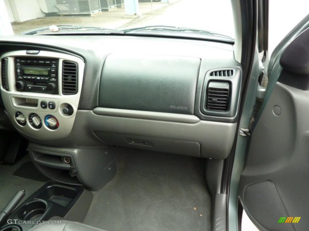 2003 Tribute ES-V6 4WD - Light Cypress Green Metallic / Dark Flint Gray photo #21