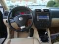 Black - Jetta SE Sedan Photo No. 29