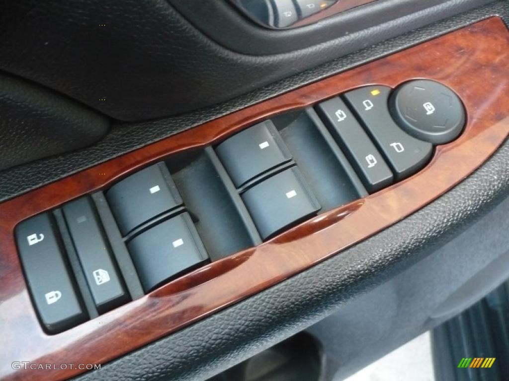 2008 Chevrolet Tahoe Hybrid 4x4 Controls Photo #39339564