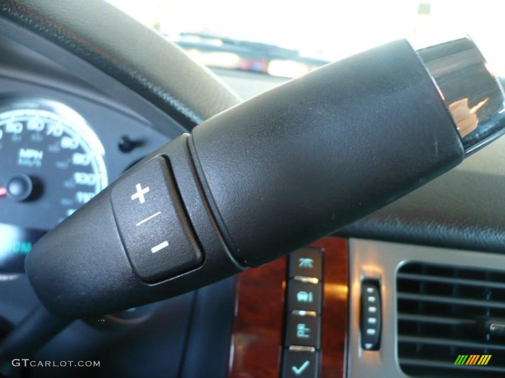 2008 Chevrolet Tahoe Hybrid 4x4 4 Speed Automatic Transmission Photo #39339892