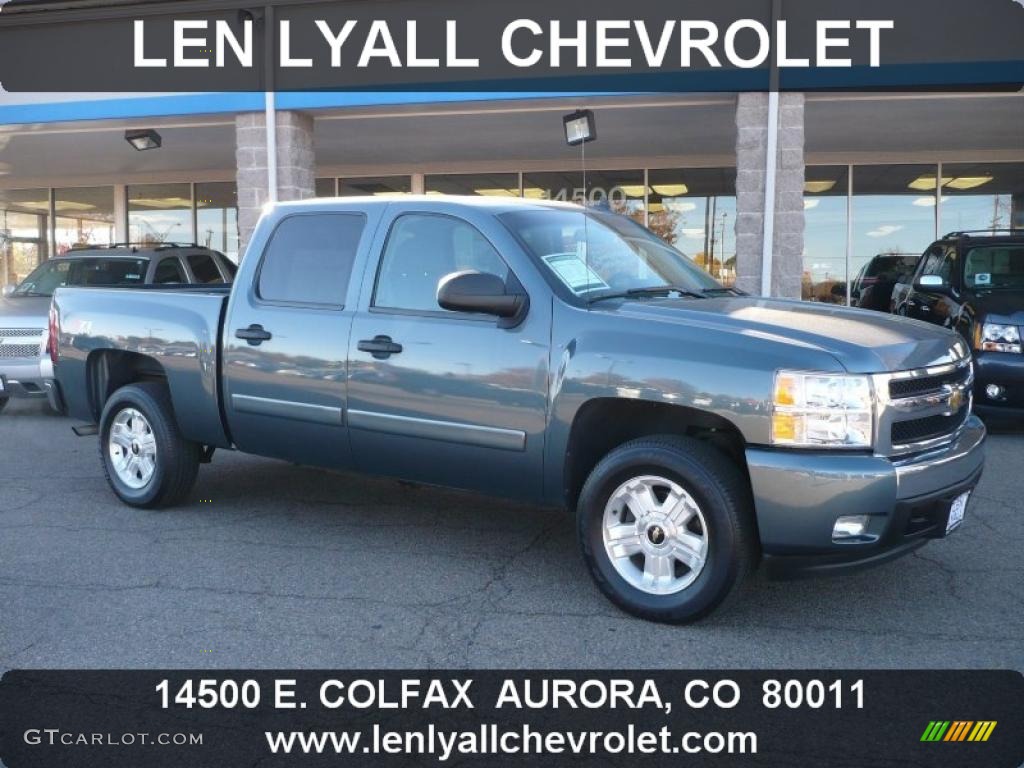 2008 Silverado 1500 LT Crew Cab 4x4 - Blue Granite Metallic / Ebony photo #1