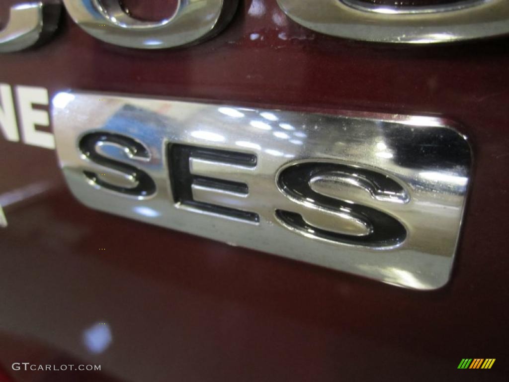 2007 Focus ZX4 SES Sedan - Dark Toreador Red Metallic / Charcoal/Light Flint photo #16