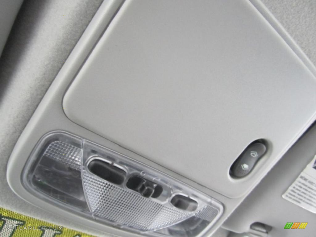 2007 Focus ZX4 SES Sedan - Dark Toreador Red Metallic / Charcoal/Light Flint photo #32